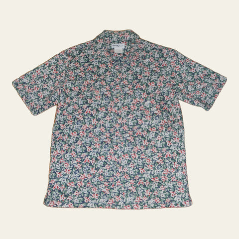 Mens Aloha shirt by Tori Richard.  80% Cotton 20% Polyester, Size: Mens Small