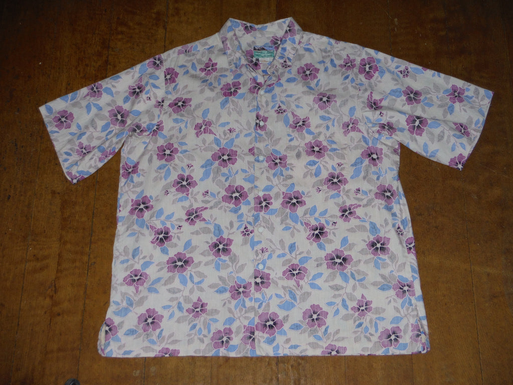 Mens Aloha shirt by Reyn Spooner. 100% Cotton, Size: Mens Extra Large