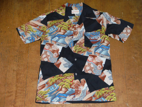 Mens Aloha Shirt by Pomare Tahiti.  Rayon, Size: Mens Medium